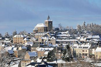 Stadt Laguiole im Winter